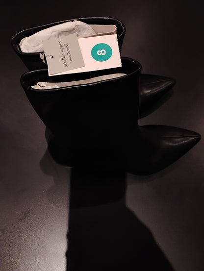 Black women's booties (size 8) (a new day)