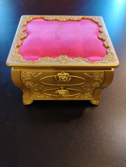 Betsey Johnson (vintage) jewelry & watch box